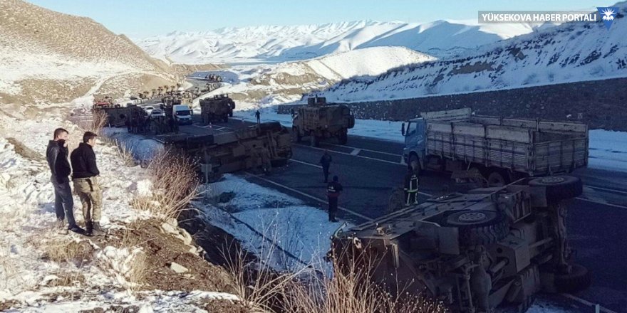 Hakkari'ye doğru gelen askeri konvoyda kaza: 15 asker yaralı
