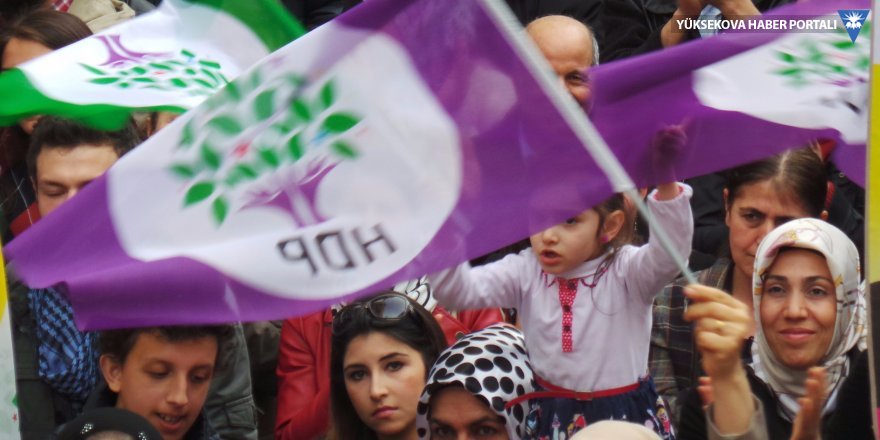 İzmir'de oyunu artıran tek parti HDP