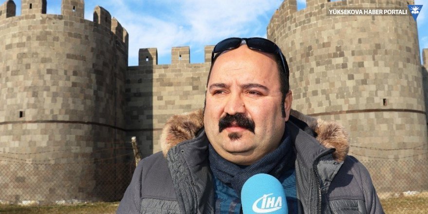 Ahmet Kayhan'dan 'Savaşa Hayır' klibi