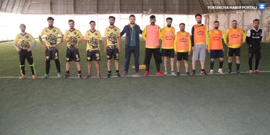 Şemdinli’de gençler arasında  futbol turnuvası