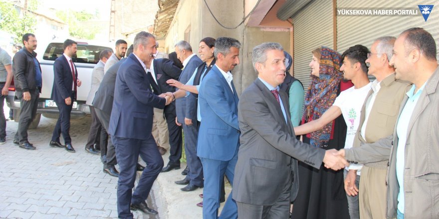 HDP heyeti Şemdinli esnafını ziyaret etti
