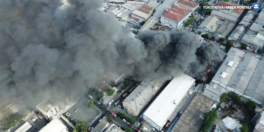 İstanbul'da iplik fabrikasında yangın