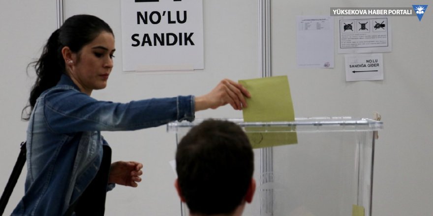 Hakkari'de HDP İl Seçim Kurulu'na başvurdu