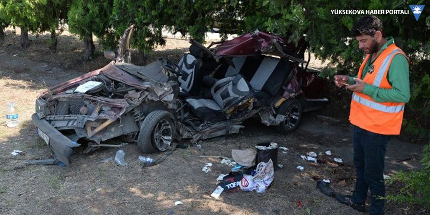 Adana'da trafik kazası: 2 ölü, 5 yaralı