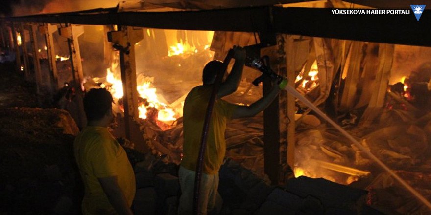 Şanlıurfa'da fabrika yangını: 2 yaralı