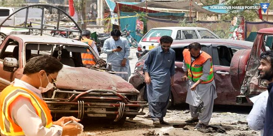 Pakistan'da kanlı seçim: 29 ölü!