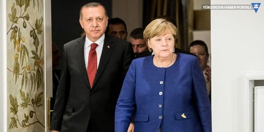Merkel: Türkiye'de insan hakları görmek istediğim seviyede değil