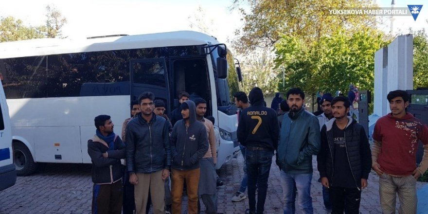 Van’da 42 yabancı uyruklu kaçak şahıs yakalandı