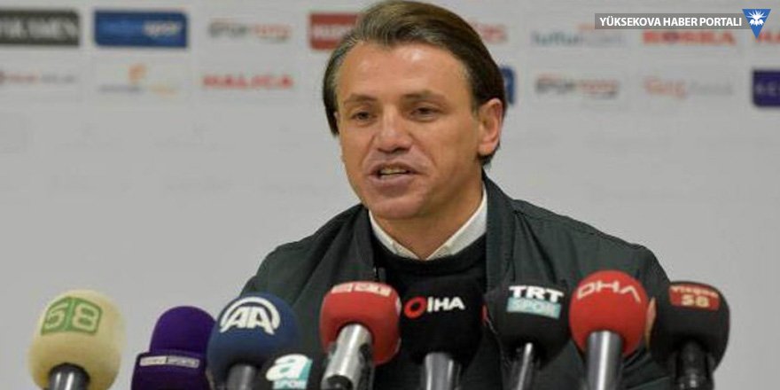 Sivasspor teknik direktörü istifa etti