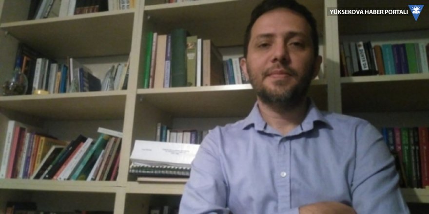 Akademisyen Cenk Yiğiter gözaltına alındı
