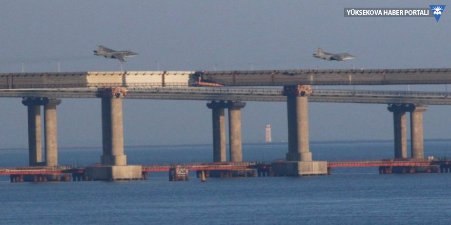 Rusya, Ukrayna'ya ait savaş gemisini vurdu