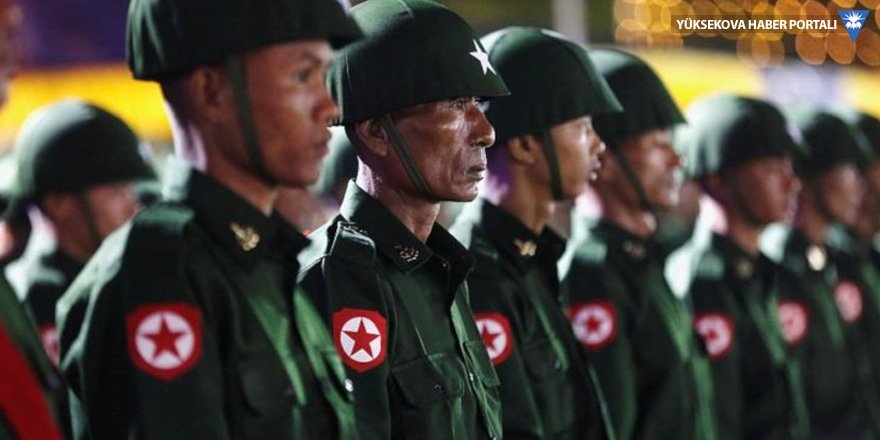Myanmar'da polis merkezlerine saldırı: 13 polis öldürüldü
