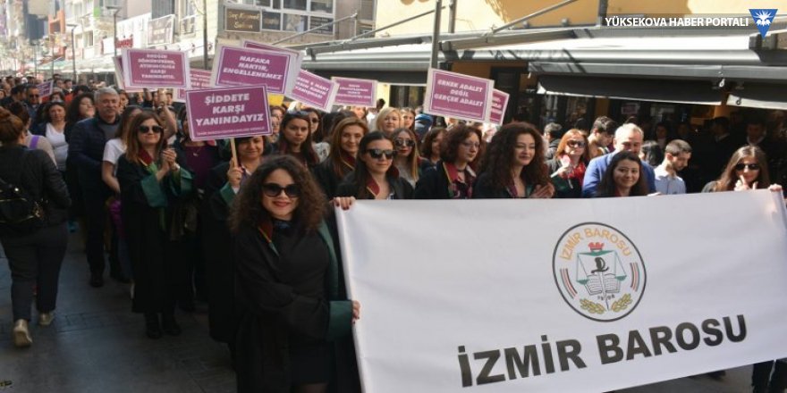 Avukatlar kadınlar için yürüdü