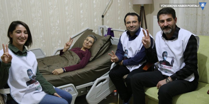 Açlık grevindeki HDP’li vekiller Leyla Güven’i ziyaret etti