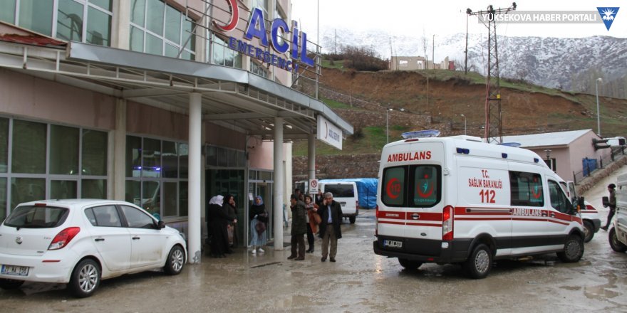 Şemdinli’de kaza: 12 kişi yaralandı