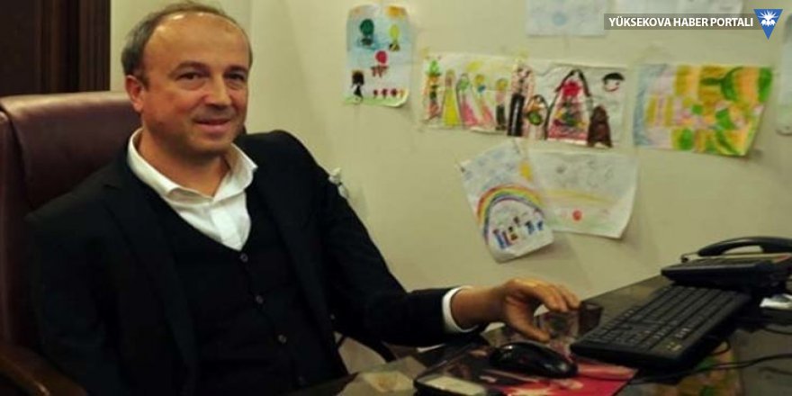 Türkiye'nin ilk engelli belediye başkanı Turan Hançerli