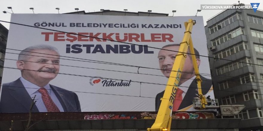 AK Parti İstanbul'u yeniden afişlerle donattı!