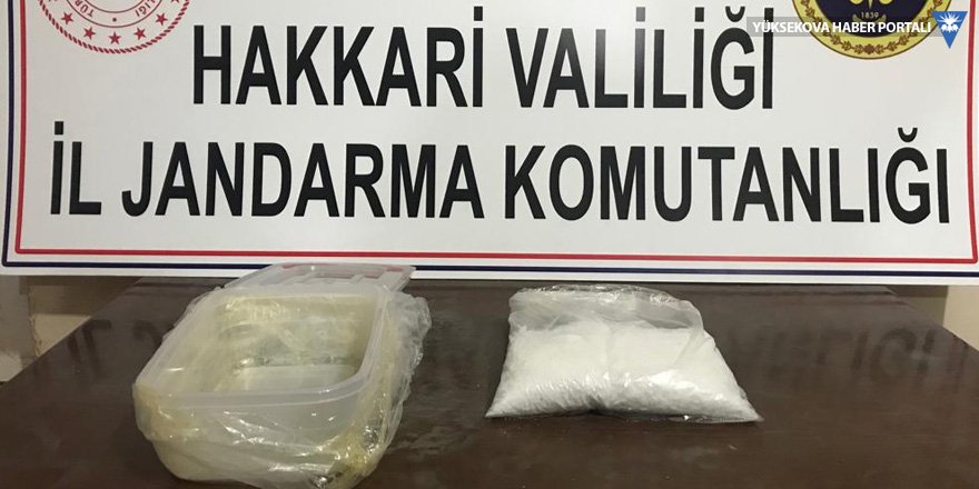Yüksekova'da bir kilo uyuşturucu ele geçirildi