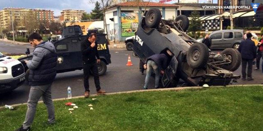 Diyarbakır’da zırhlı polis araçları çarpıştı: 1 yaralı