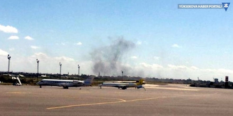 Trablus havaalanı savaş uçağı ile bombalandı