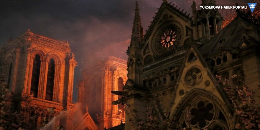 Notre Dame yangını: Katedral ayakta, hasar büyük