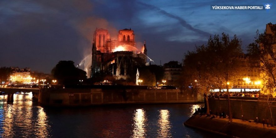 Notre Dame için bağış yağıyor: İki aileden 300 milyon euro
