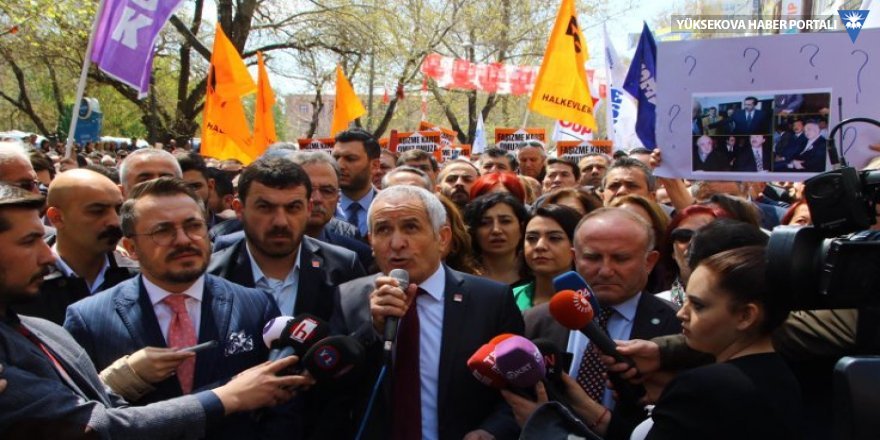 CHP'den 81 ilde protesto eylemi