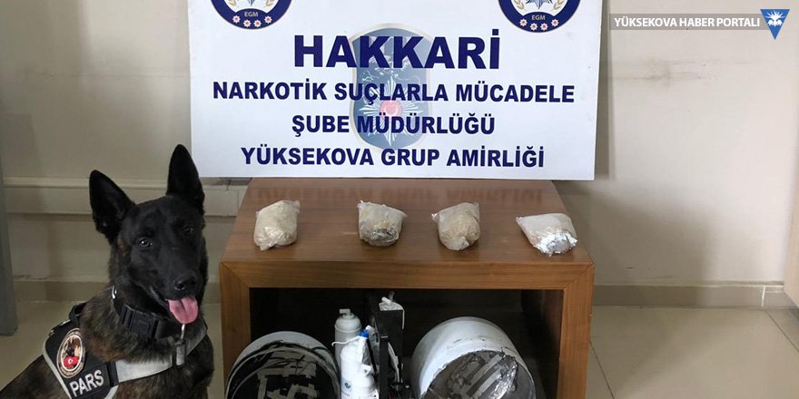 Yüksekova'da kargo aracında 2 kilo eroin yakalandı
