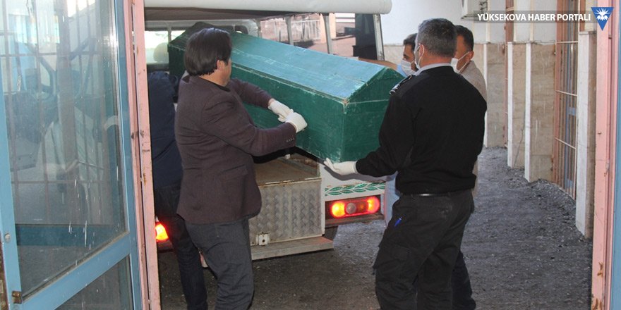 Başkale'nin Kaşkol Mahallesi kırsalında 2 erkek cesedi bulundu