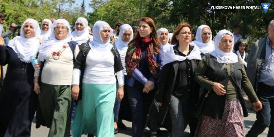 Bakırköy'de annelere biber gazlı müdahale