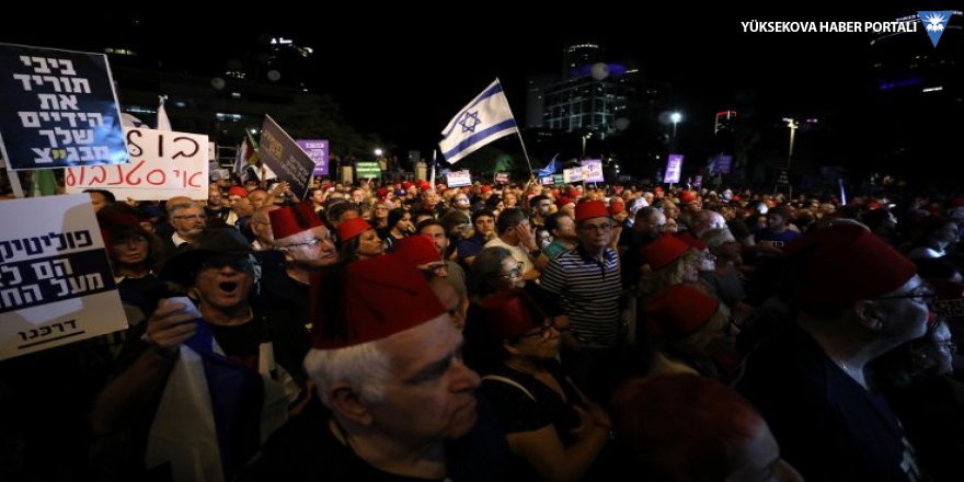 İsrail'de Netanyahu'ya fesli protesto