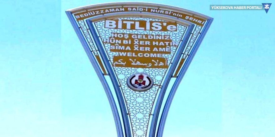 Bitlis'te hatalı Kürtçe tabela