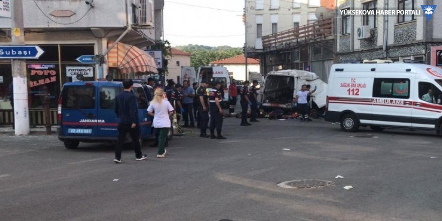 Edirne’de mültecileri taşıyan araç kaza yaptı: 11 ölü