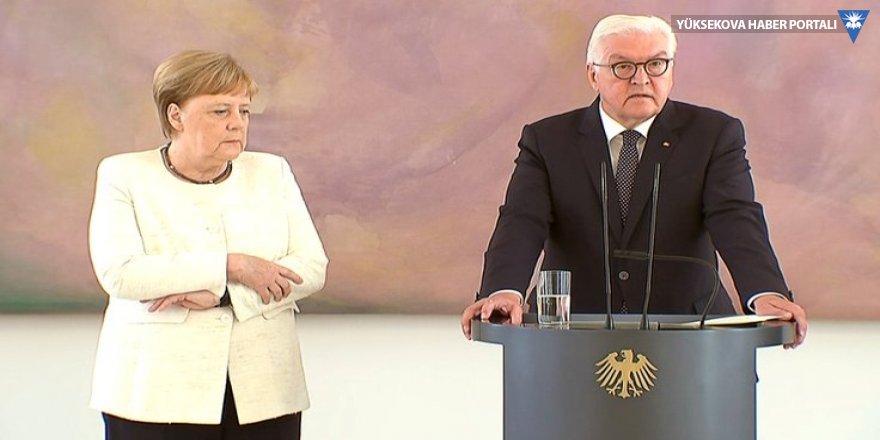 Merkel yine canlı yayında titreme nöbeti geçirdi