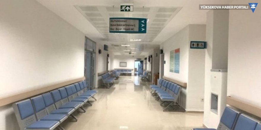 Kimyasal madde iddiasıyla Ankara'da hastaneye girişler kapatıldı