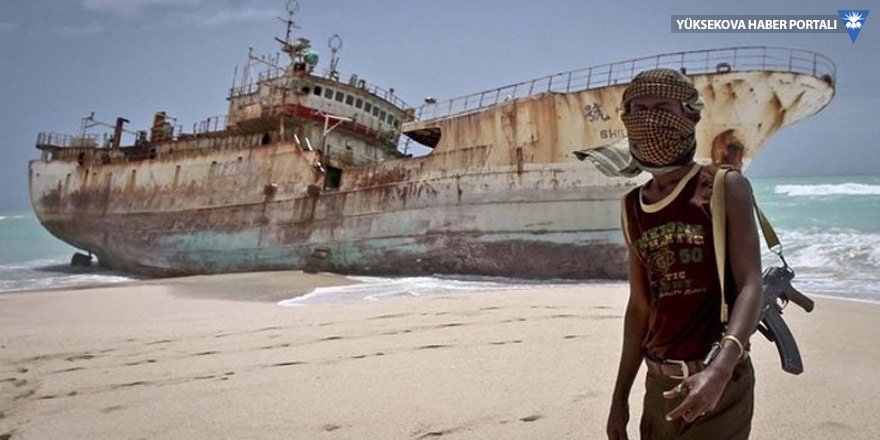 Korsanlar Nijerya'da 10 Türk denizciyi kaçırdı