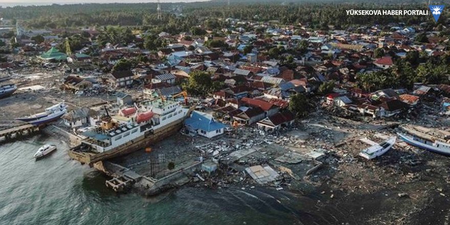 Endonezya'da deprem sonrası tsunami uyarısı