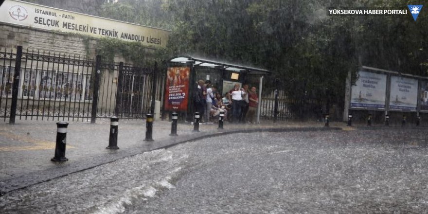 İstanbul yağmura yakalandı