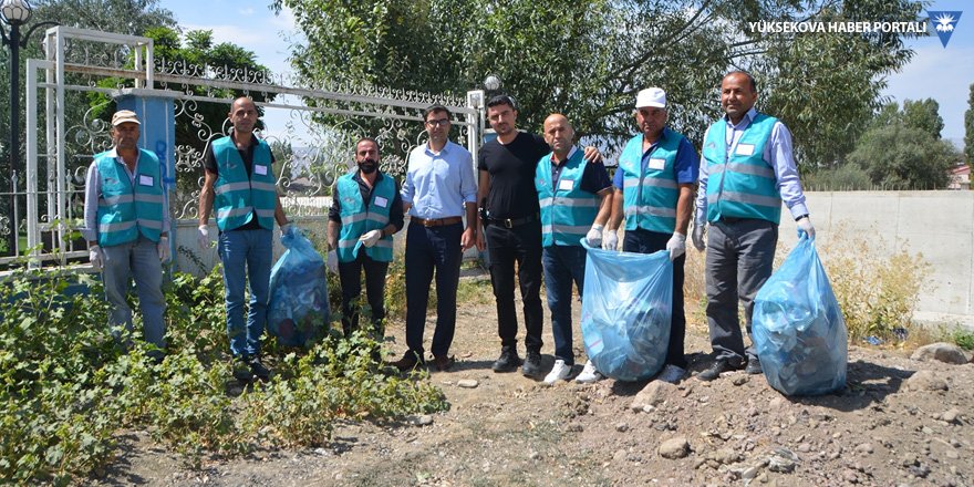 Yüksekova'da hükümlülerden çevre temizliği