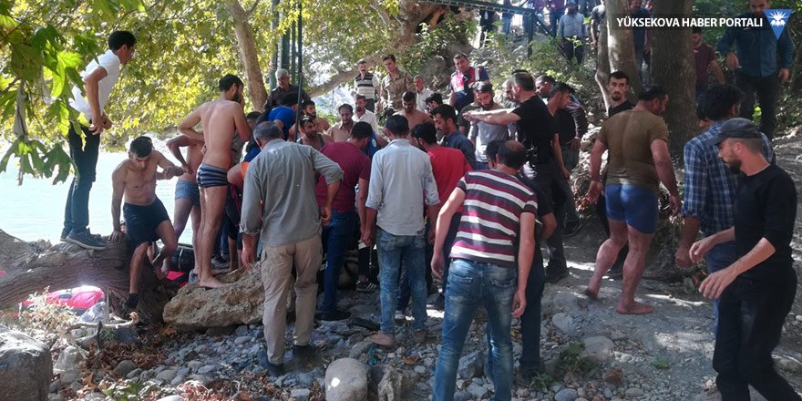 Çukurca'da suya kapılan 2 çocuk boğuldu