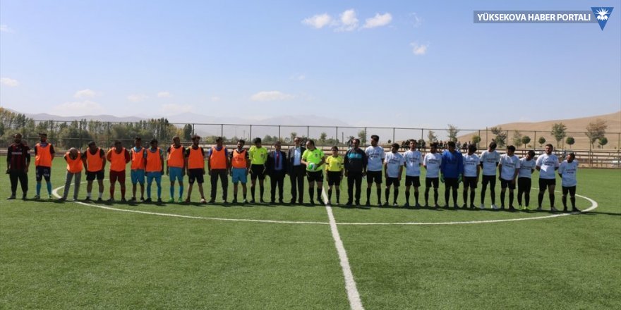 Gürpınar'da mahalleler arası futbol turnuvası