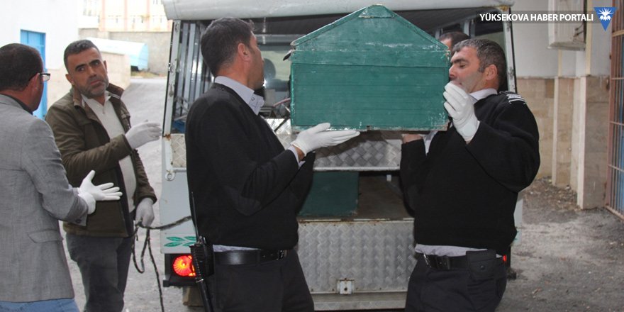 İran sınırında 2 ceset bulundu