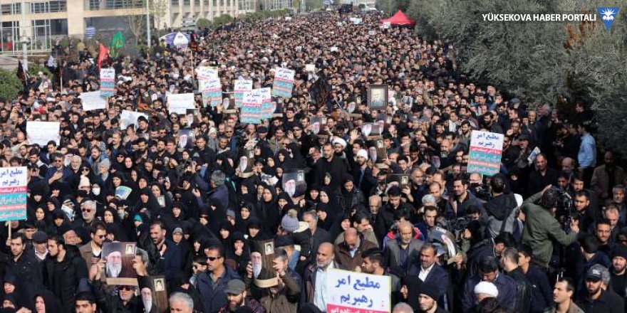 İran sokaklarında ABD'ye öfke seli