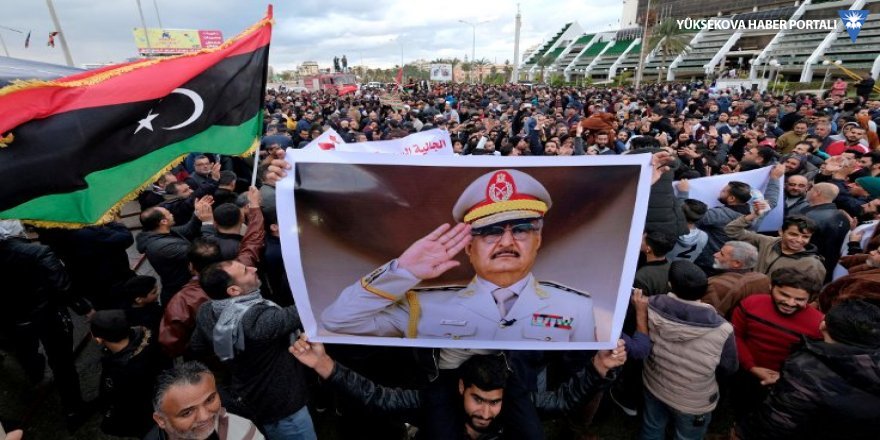 Libya'da Hafter tarafı ateşkesi kabul etti