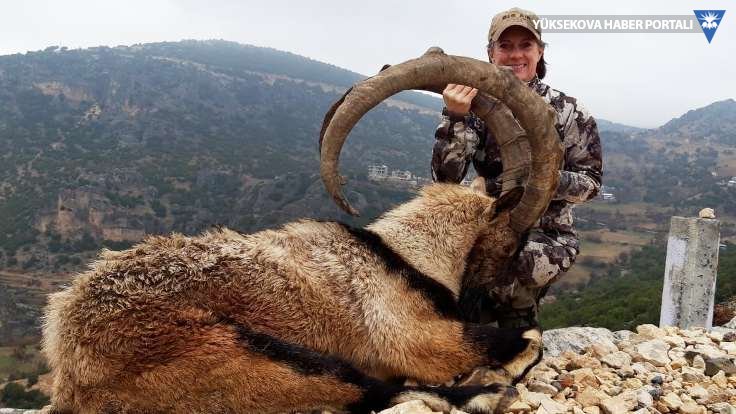ABD'li çift Adıyaman'da iki dağ keçisini öldürdü
