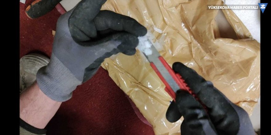 Van'da yolcu otobüsünde 2 kilogram sentetik uyuşturucu ele geçirildi