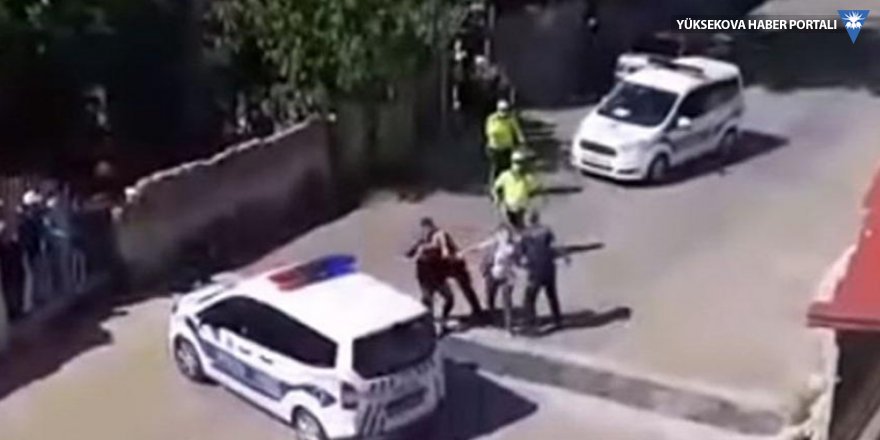 Çorlu'da polis, evlerinin önünde oturan vatandaşlara sert müdahalede bulundu