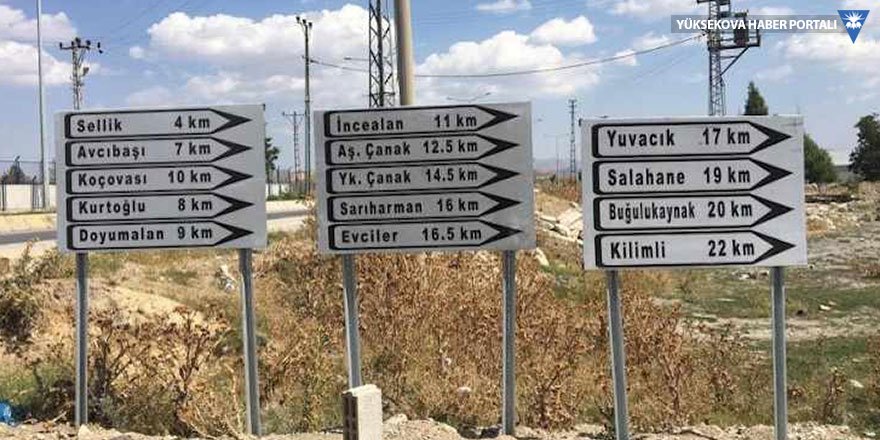 Çaldıran'da Kürtçe mahalle isimleri yazan tabelalar söküldü