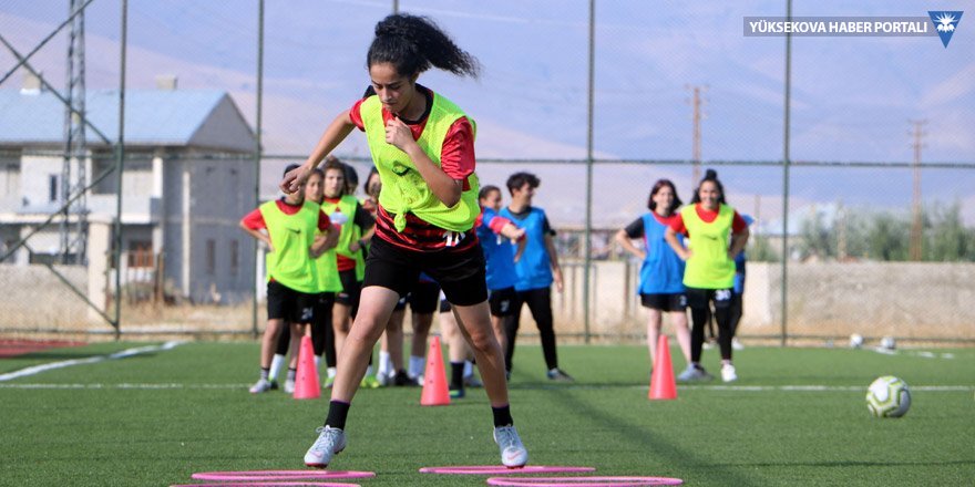Yüksekova Kadın Futbol Takımı'nın hedefi 1'inci Lig
