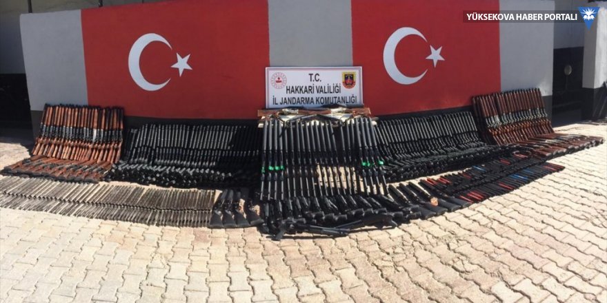Şemdinli'de 480 kaçak av tüfeği ele geçirildi